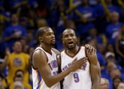 开云官网-猛龙遭遇失利，伊巴卡拼尽全力助阵的简单介绍