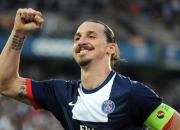 开云体育APP下载-恩比德，费城之夜的独舞者