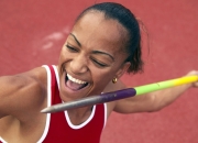 开云下载-那不勒斯险胜奥地利，坎特惊艳四座，一场战术与意志的较量