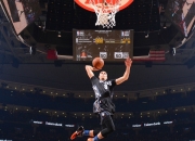 开云体育直播-石宇奇绝杀点燃赛场，马来西亚队逆转印尼队创历史