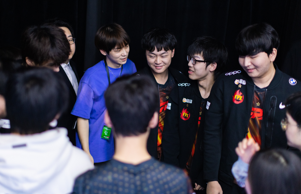 V5绝杀TL,Doinb一己之力扛起全队的简单介绍 V5绝杀TL,Doinb一己之力扛起全队的简单介绍