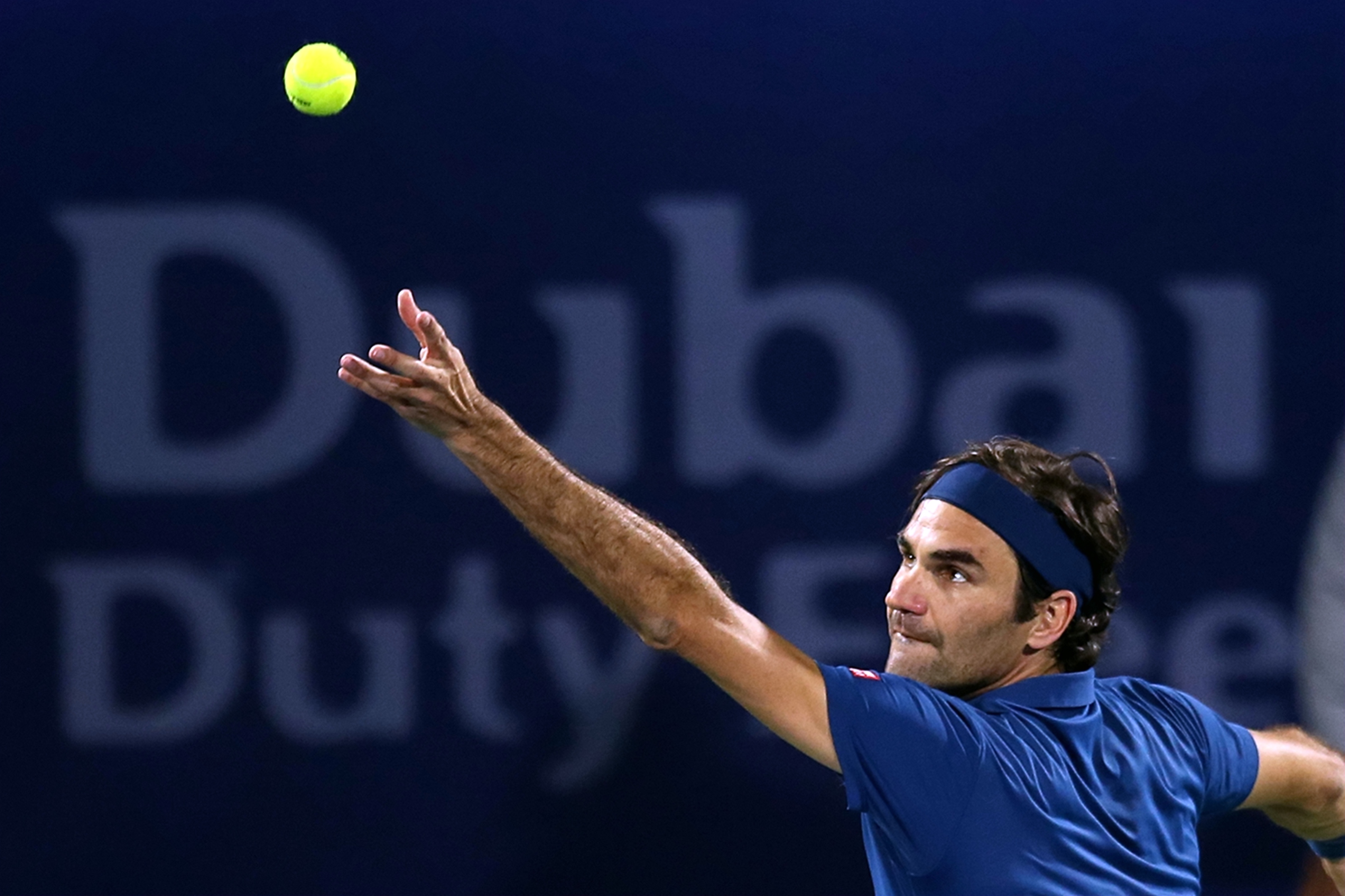 德国网球队翻盘美国网球队,费德勒制霸全场的简单介绍 德国网球队翻盘美国网球队,费德勒制霸全场的简单介绍