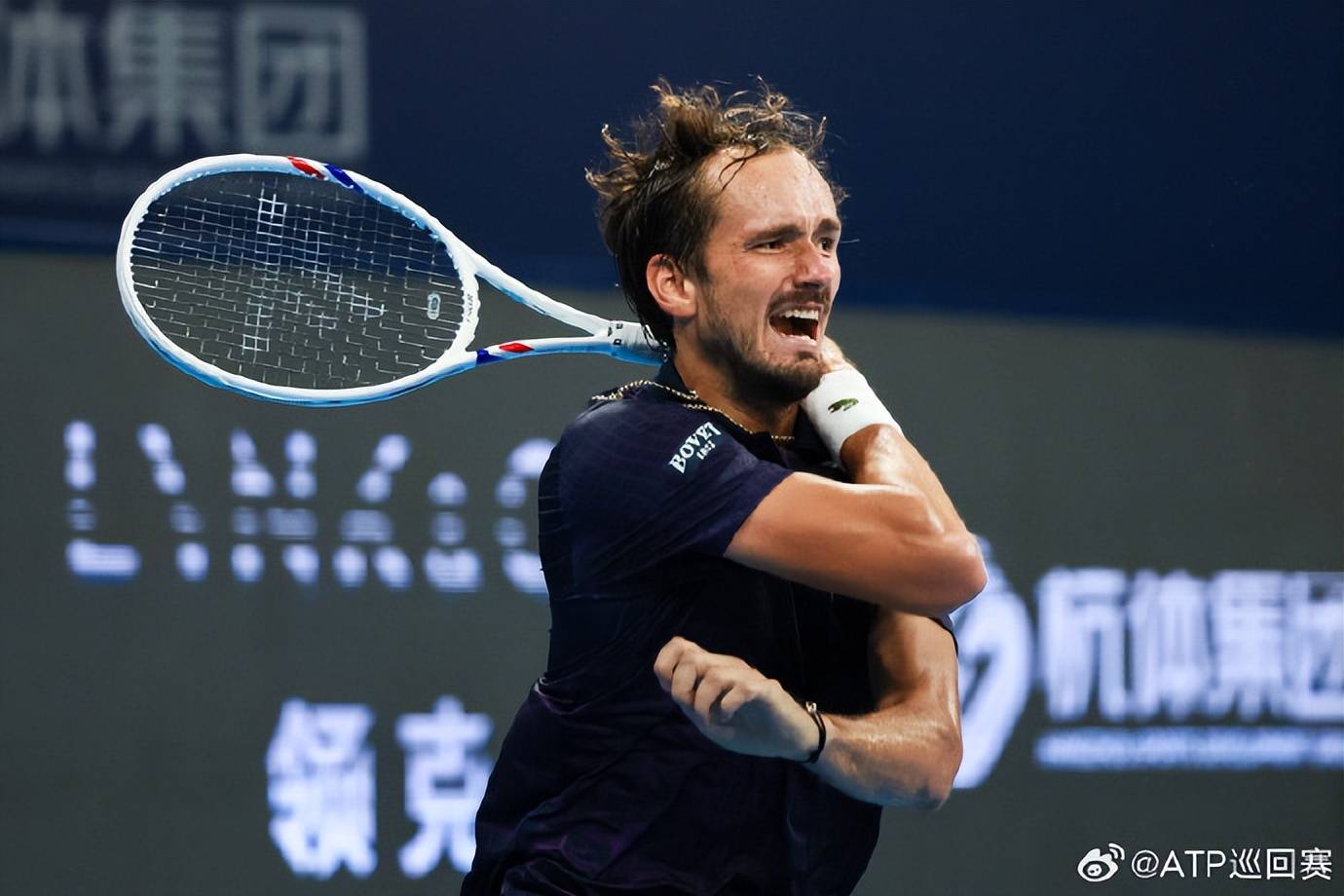 法国网球队翻盘德国网球队,梅德韦杰夫爆发神勇 法国网球队翻盘德国网球队,梅德韦杰夫爆发神勇