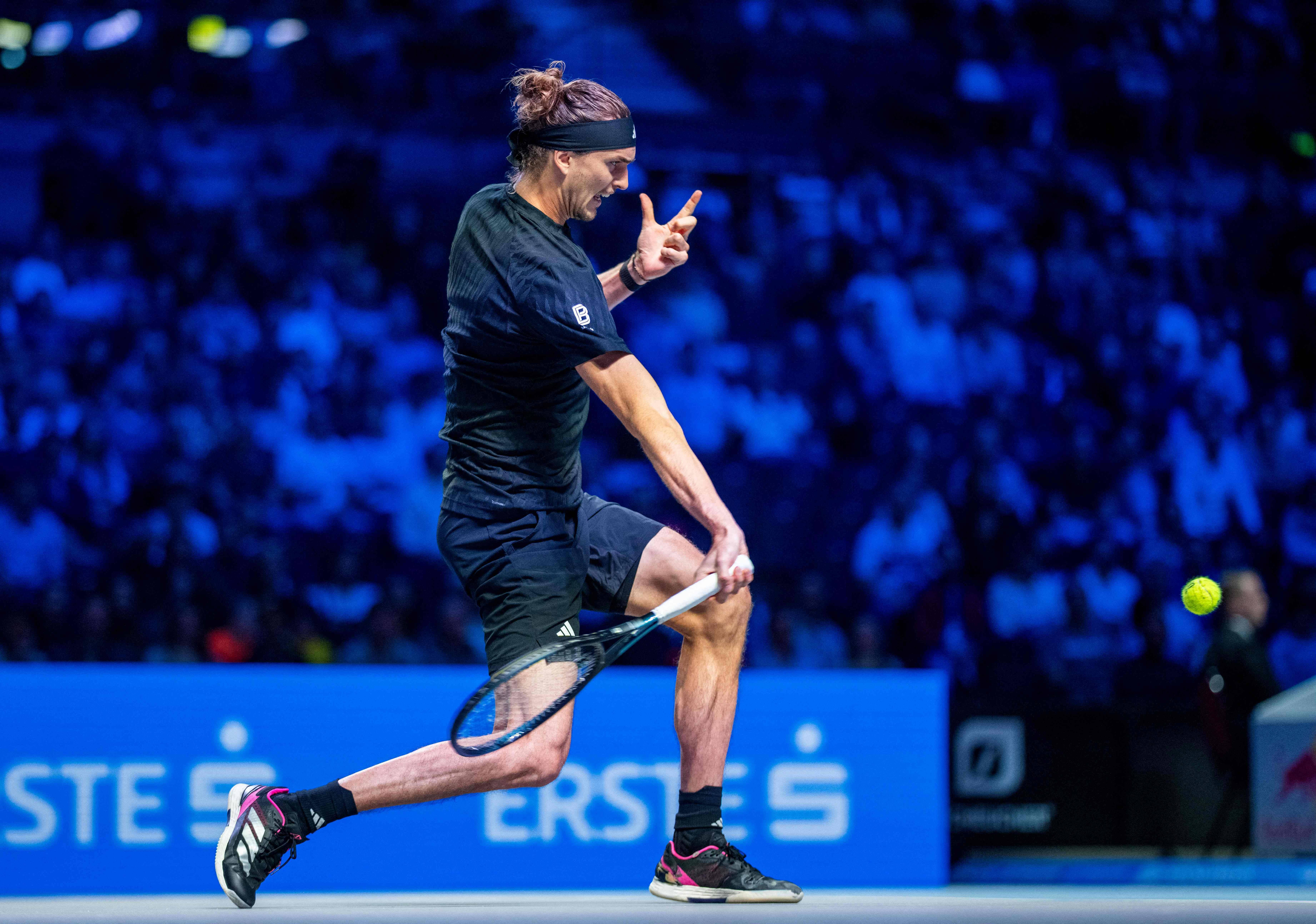 包含世界网球队力克法国网球队,兹维列夫爆发神勇的词条 包含世界网球队力克法国网球队,兹维列夫爆发神勇的词条