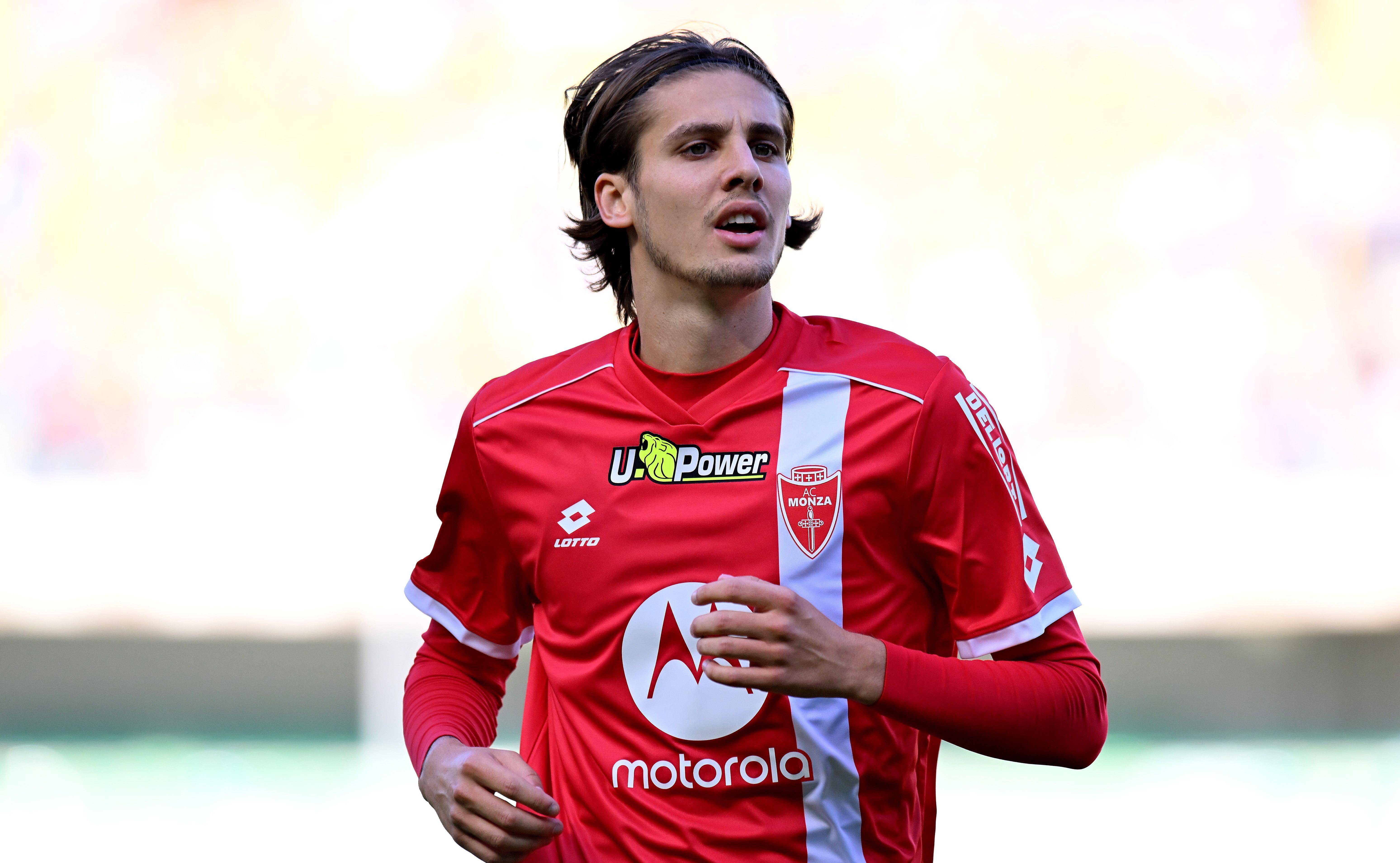 关于那不勒斯横扫德国,科曼统治全场的信息 关于那不勒斯横扫德国,科曼统治全场的信息