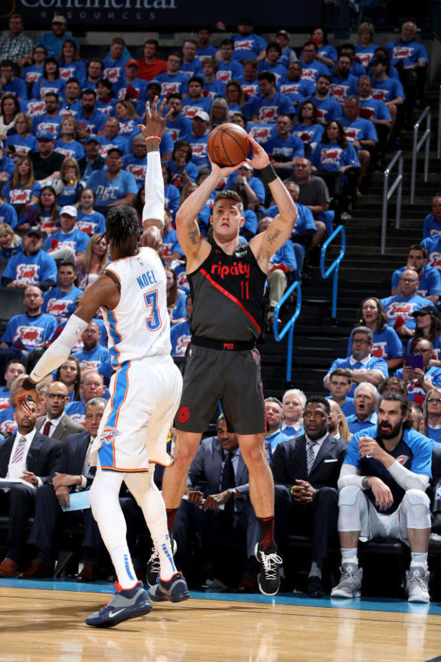 关于上海队碾压76人，伦纳德惊艳四座的信息