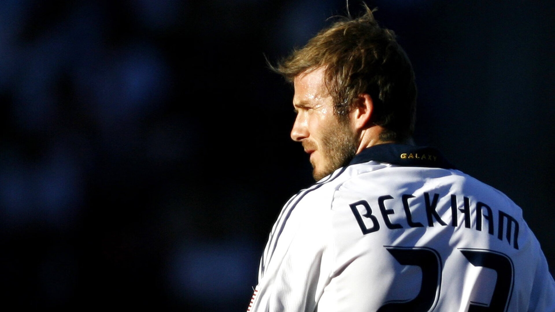 德甲争冠战之夜，福克斯关键节点连续得分，改写联赛格局