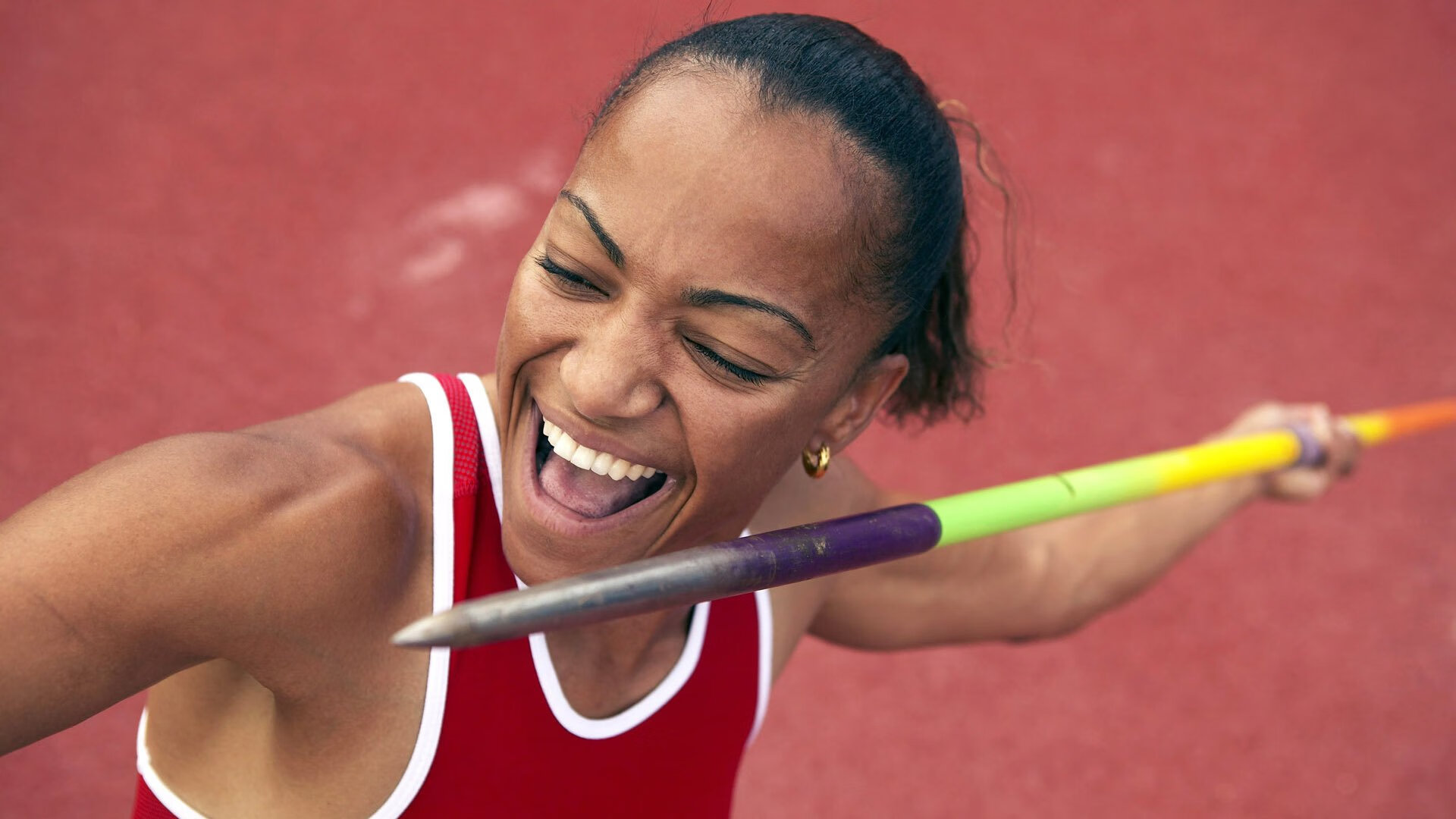 佩德里点燃赛场,波兰战术完胜里昂,一场定义现代足球的经典战役